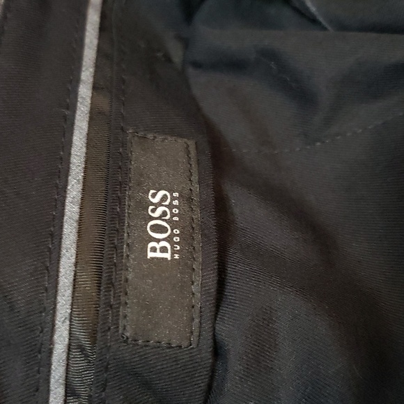 HUGO Boss Dieselstrasse 12 gray wool lined flat front Pants, Size 34R - Picture 14 of 16